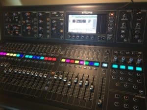 Midas M32 mixer