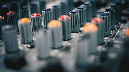 picture of compression knobs