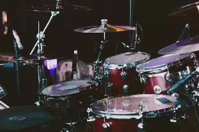 How loud are drums? (in decibels)